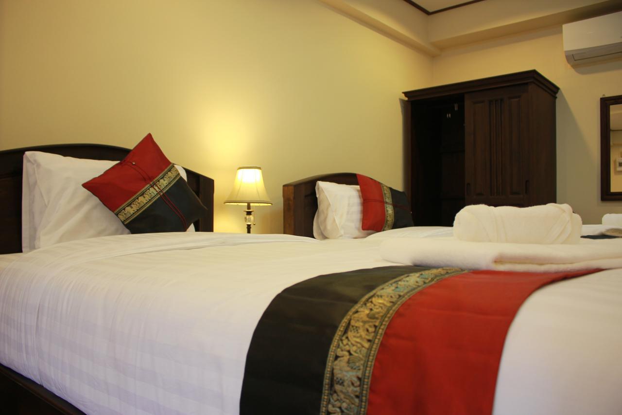 NanBaanKhun Hotel Ngoại thất bức ảnh