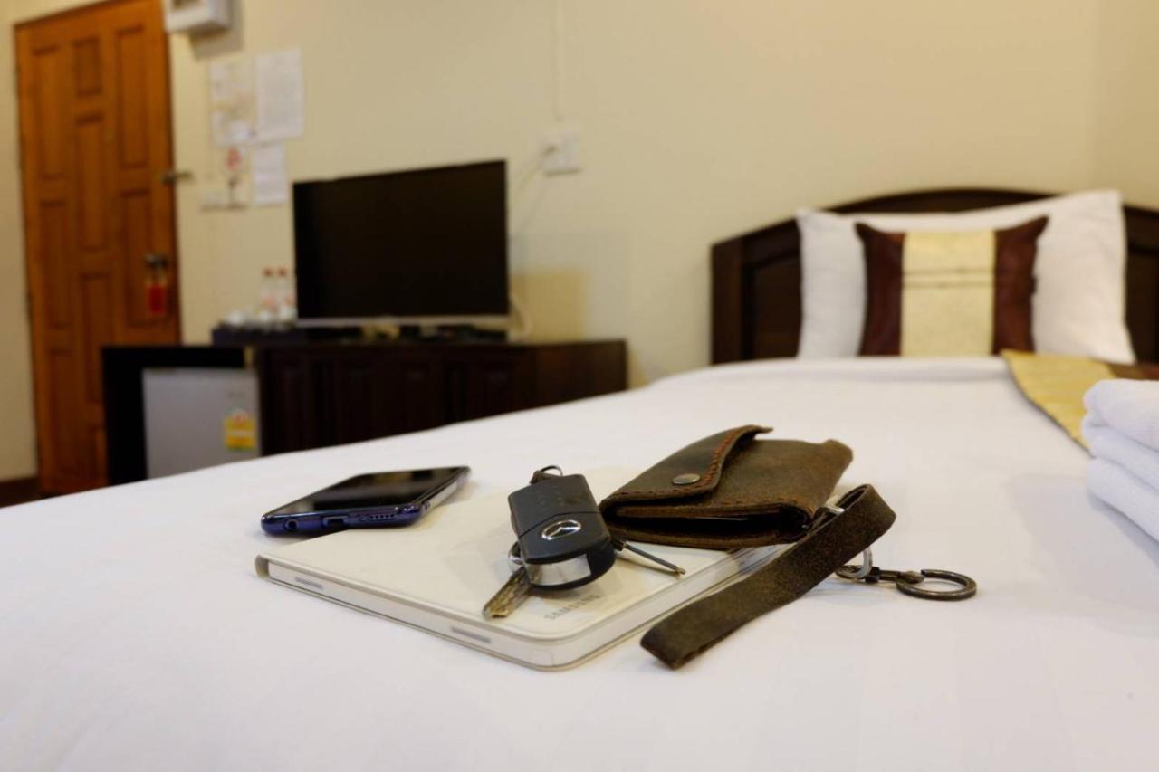 NanBaanKhun Hotel Ngoại thất bức ảnh