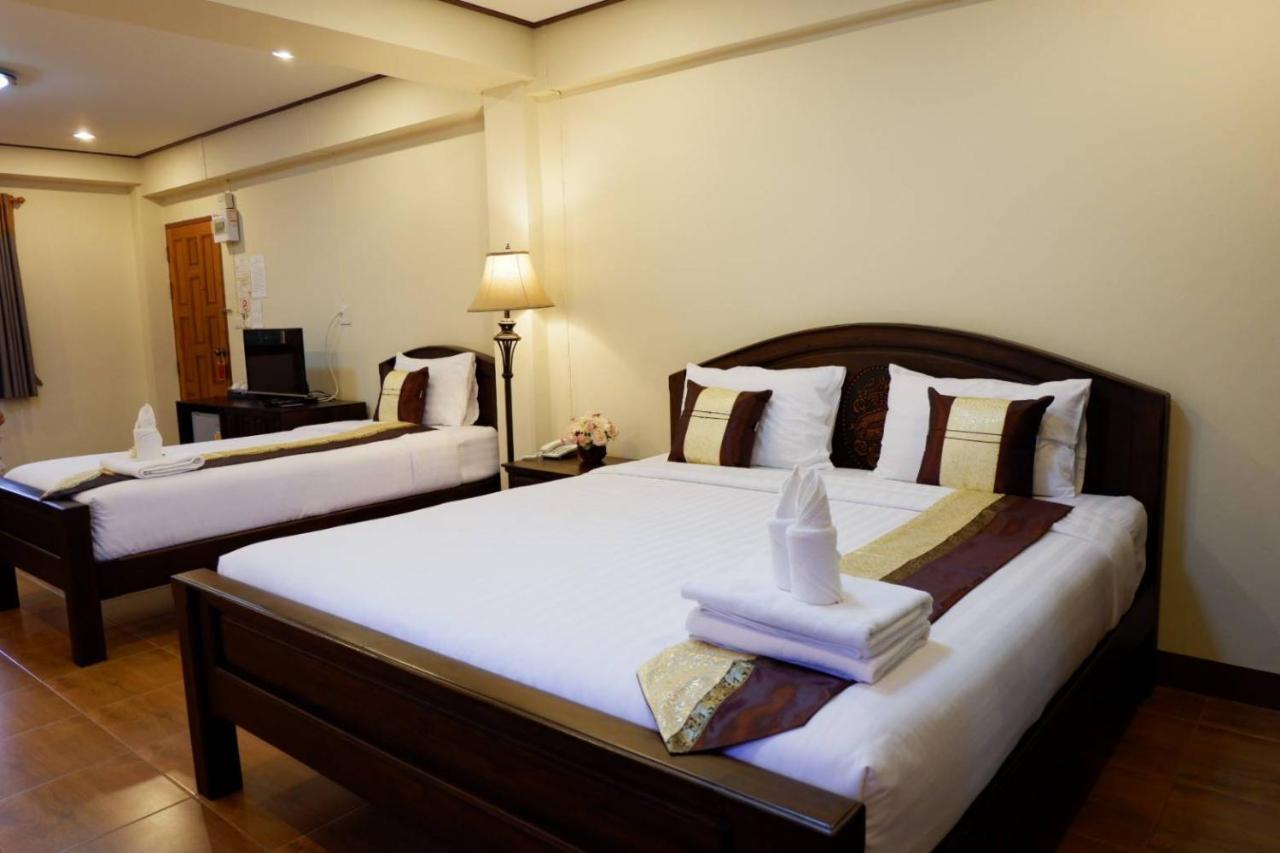 NanBaanKhun Hotel Ngoại thất bức ảnh