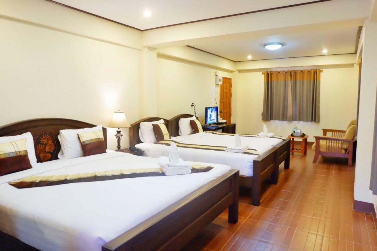 NanBaanKhun Hotel Ngoại thất bức ảnh