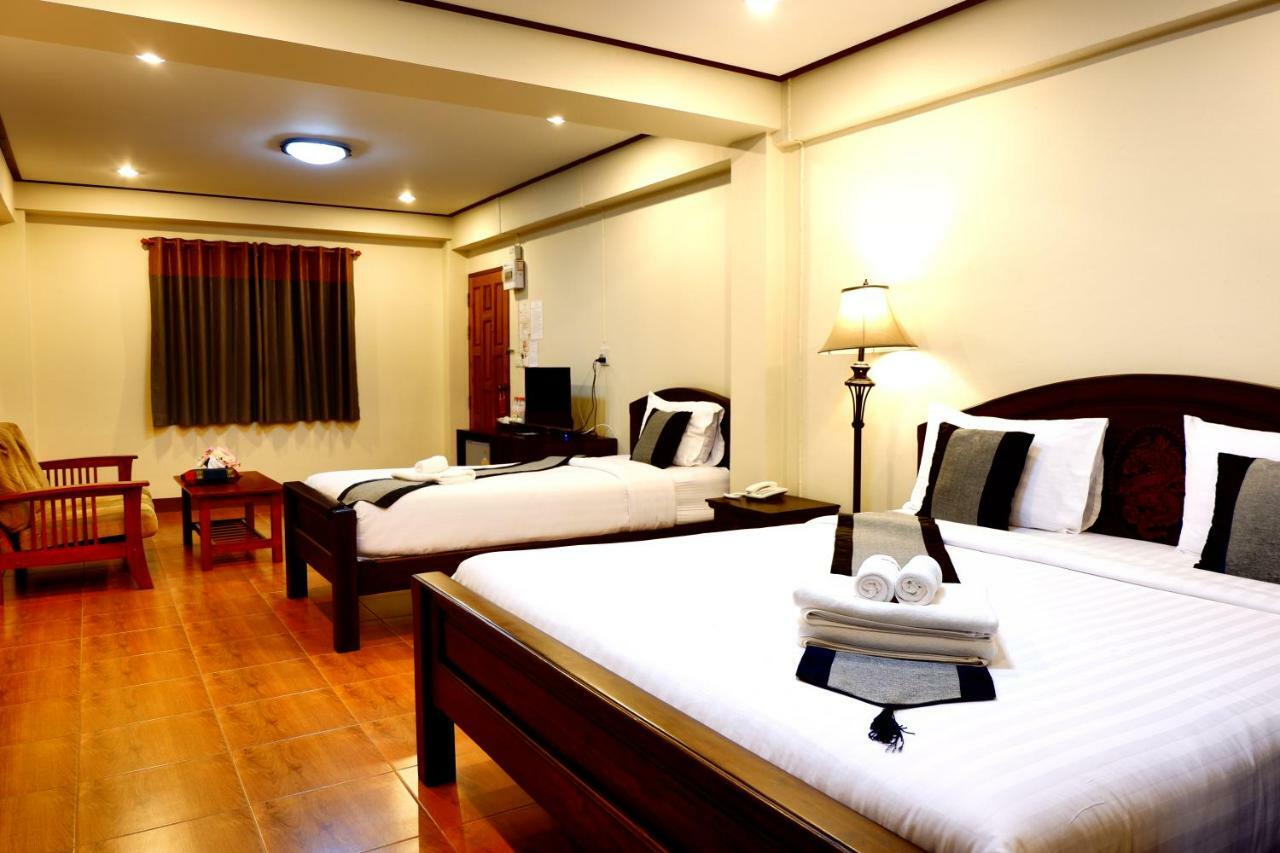NanBaanKhun Hotel Ngoại thất bức ảnh